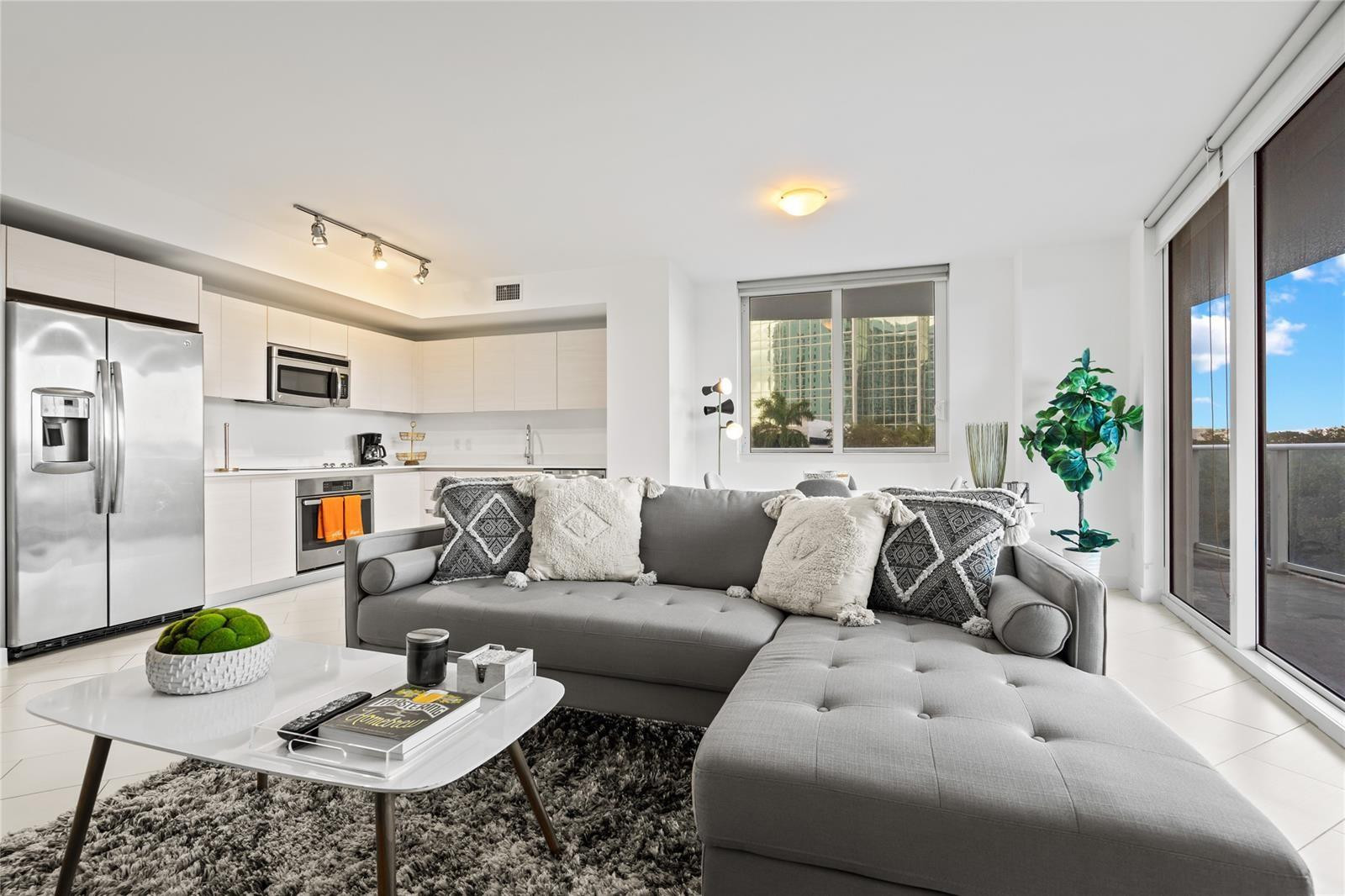 4250 BISCAYNE BOULEVARD CONDO - Residential Lease