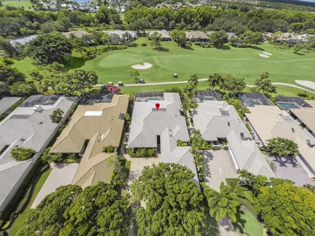 Photo of 6054 SE Oakmont Place Pl, Stuart, FL 34997 (MLS # R10822809)