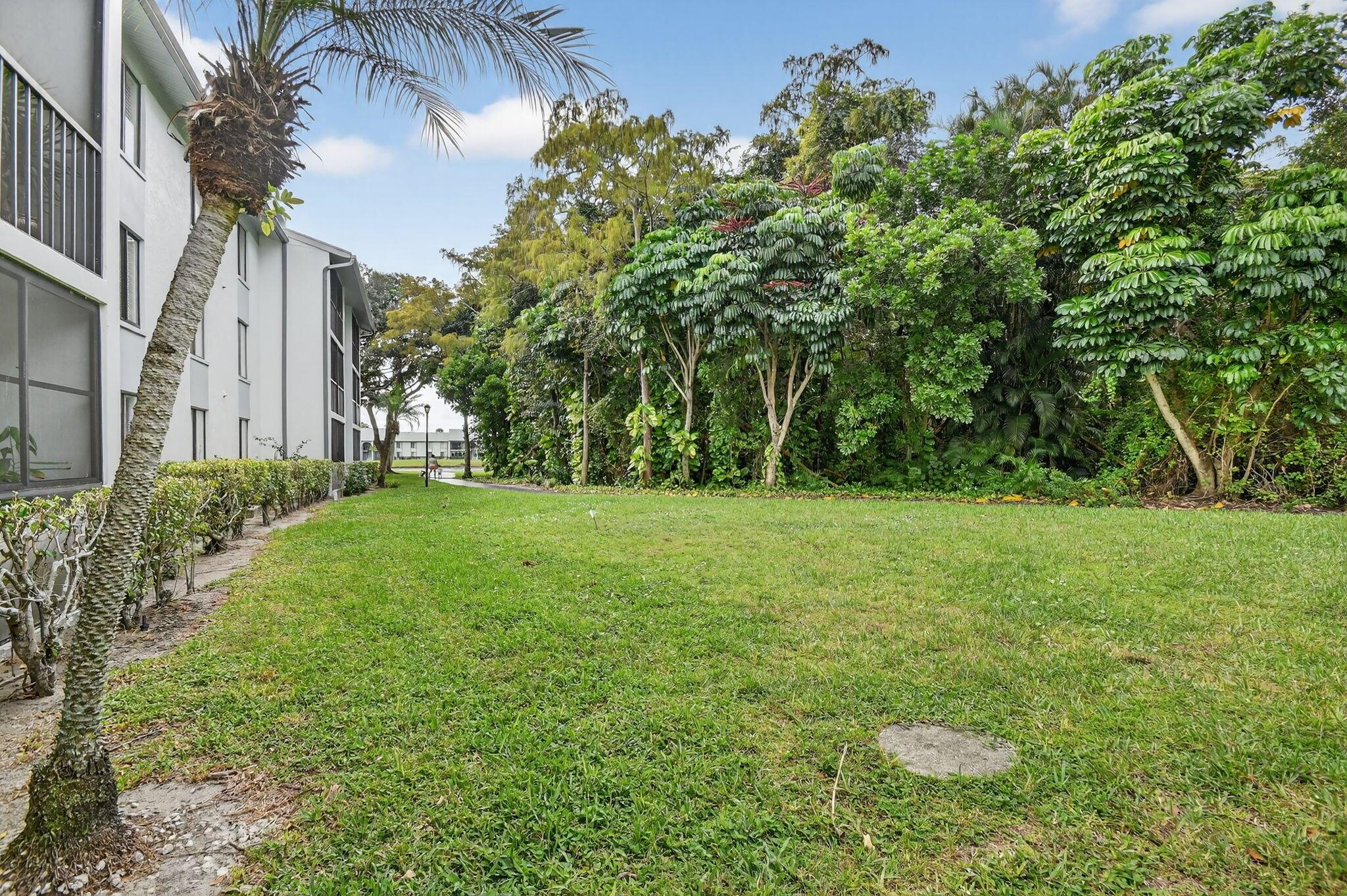 PALM CLUB VILLAGE I CONDO - Residential