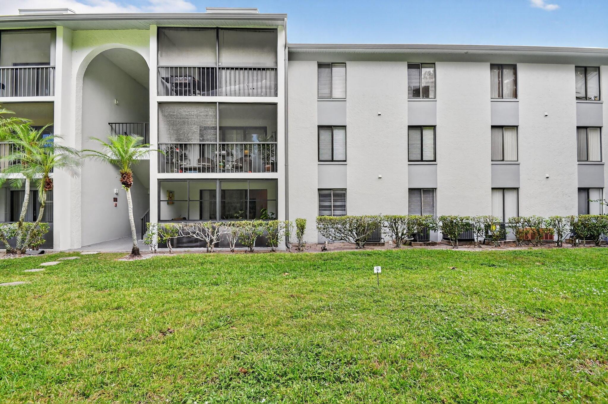 PALM CLUB VILLAGE I CONDO - Residential