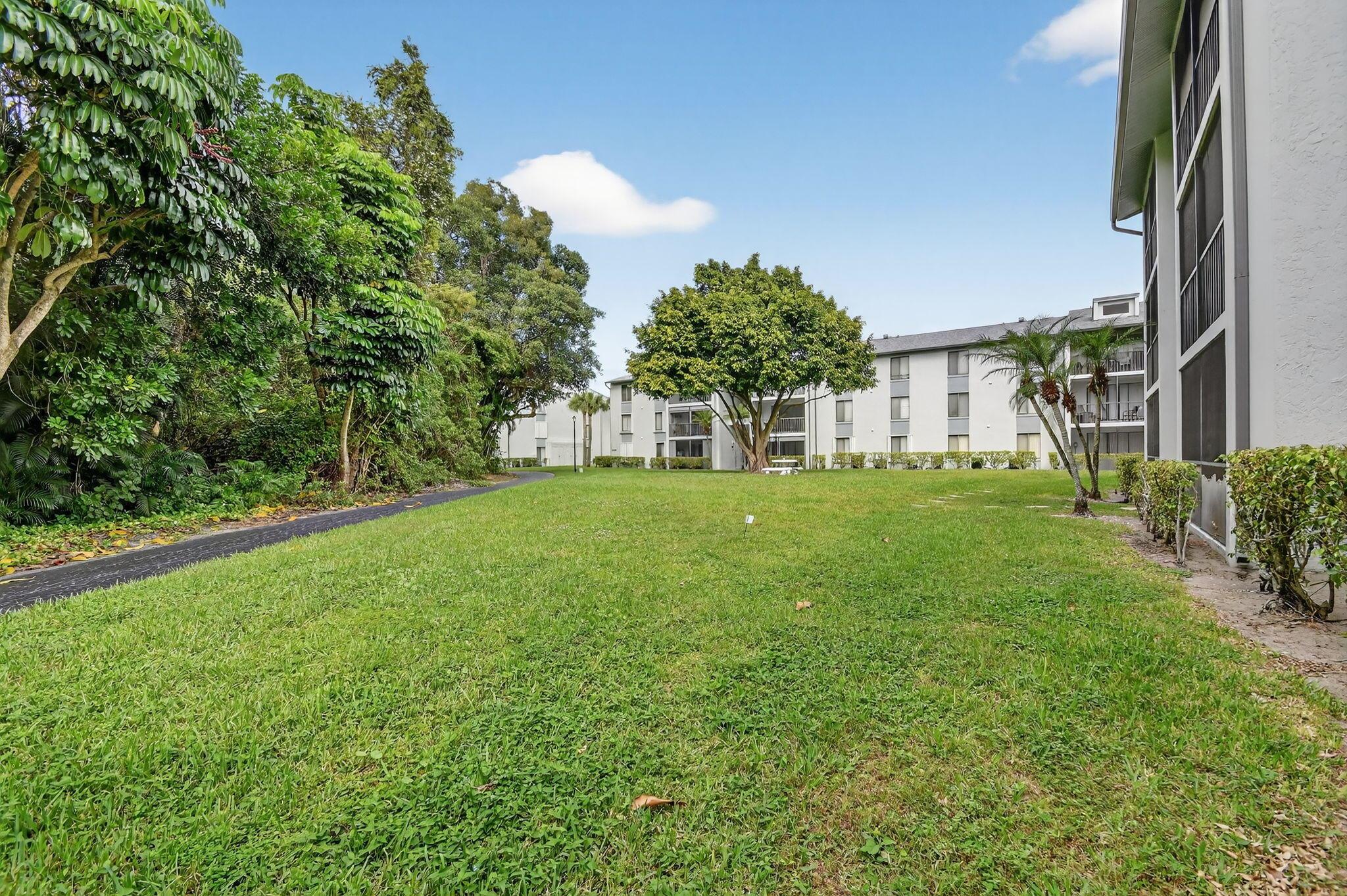 PALM CLUB VILLAGE I CONDO - Residential