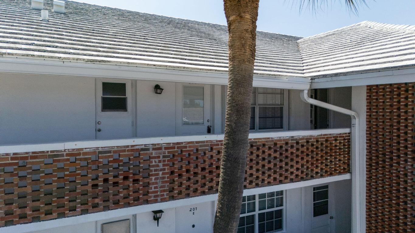 LIGHTHOUSE POINT GARDENS SOUTH - Residential