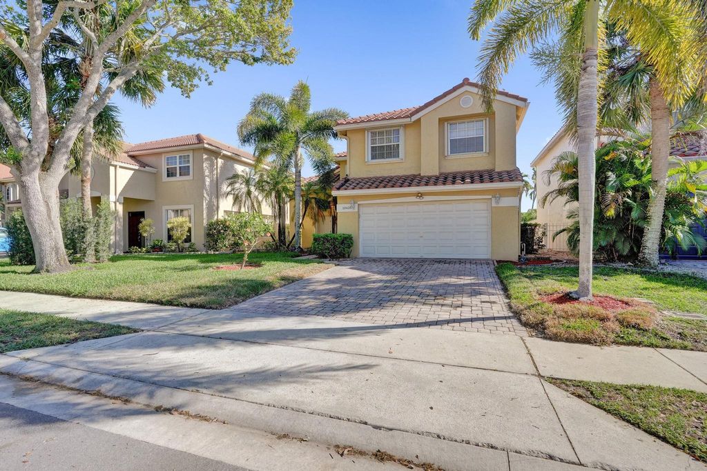 Photo of 10425 Buena Ventura Drive, Boca Raton, FL 33498 (MLS # B26001970)
