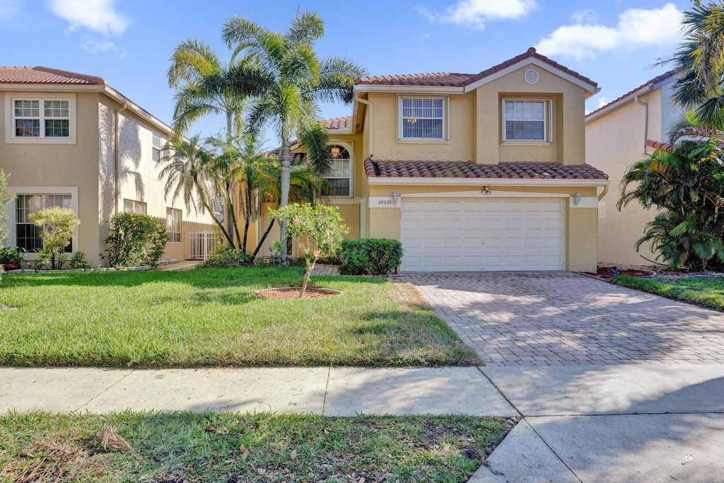 Photo of 10425 Buena Ventura Drive, Boca Raton, FL 33498 (MLS # B26001970)