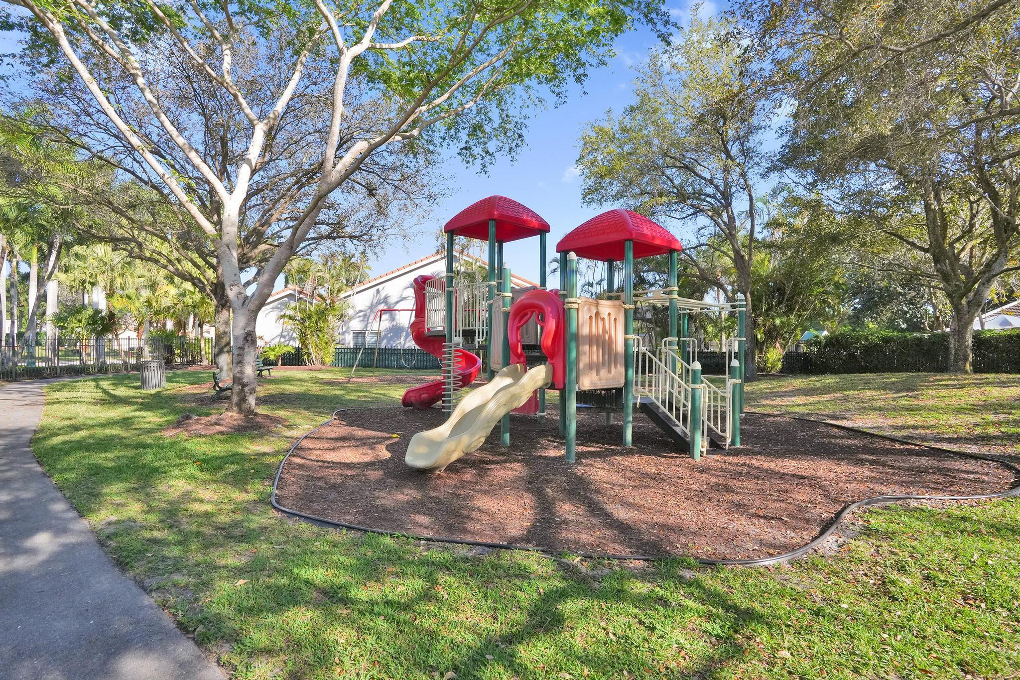 TRACT D OF MISSION BAY - Residential