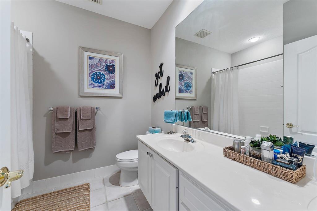 Charleston Court - Residential