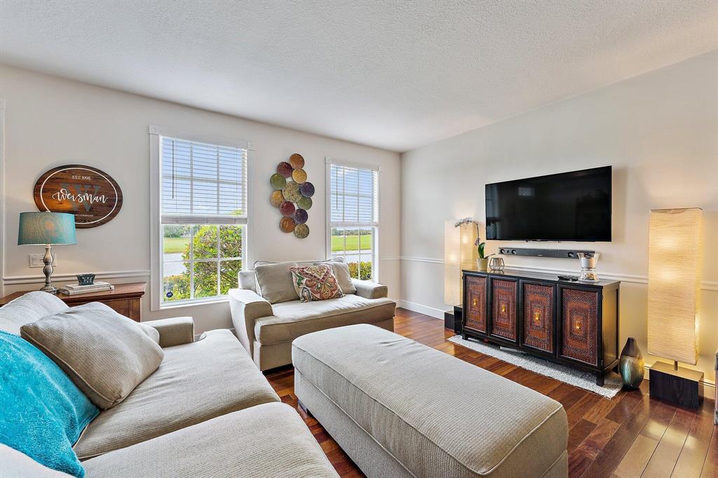 Charleston Court - Residential