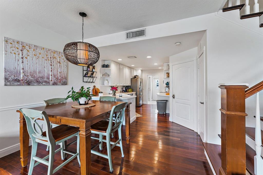 Charleston Court - Residential