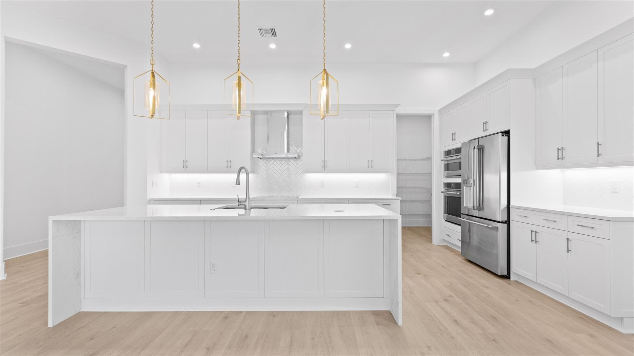 Astor Creek - Residential