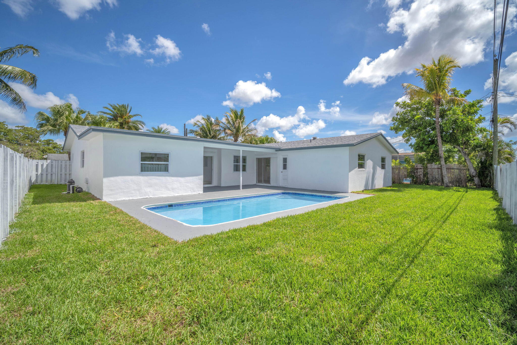 SUNRISE GOLF VILLAGE SEC 21 - Residential