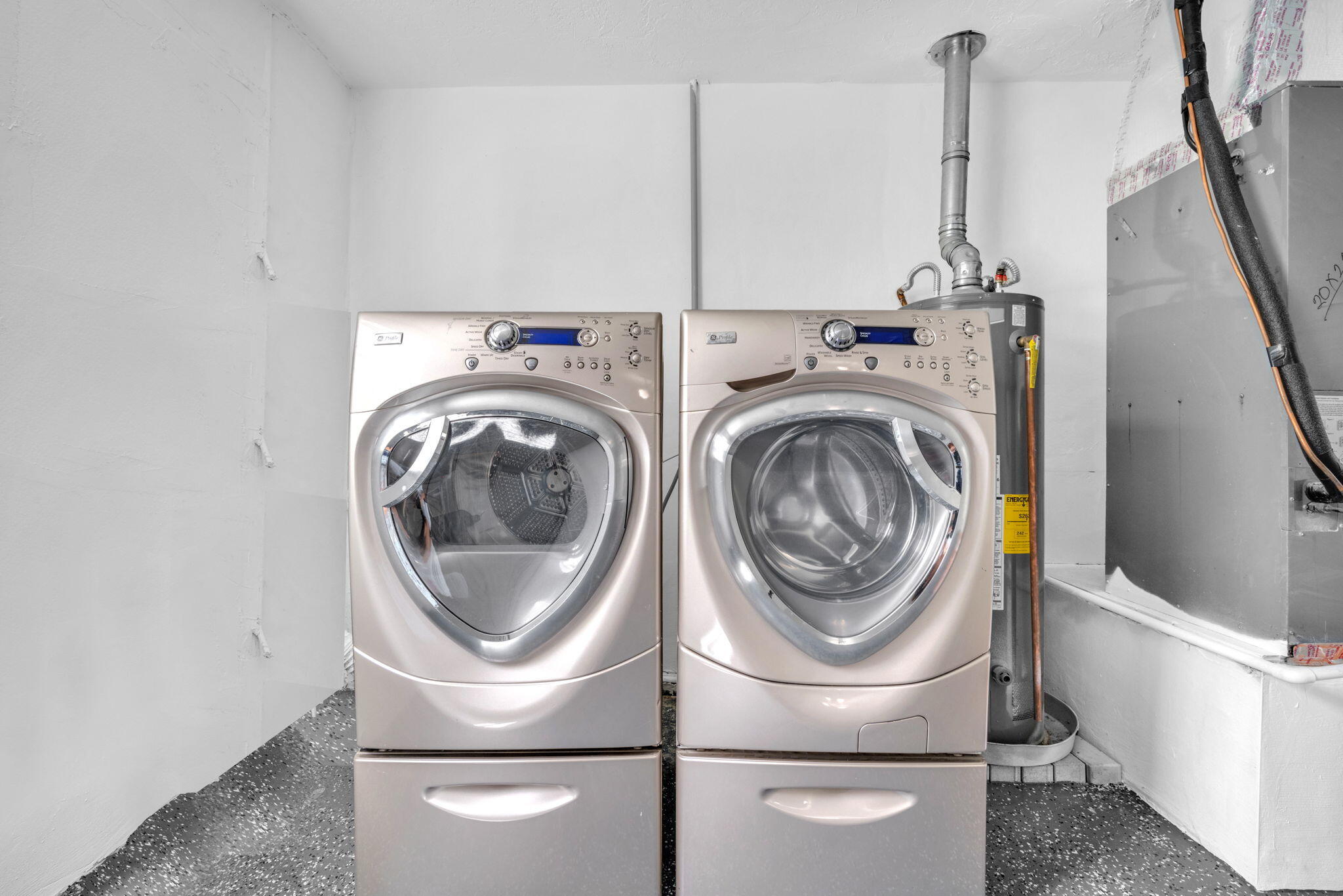 SUNRISE GOLF VILLAGE SEC 21 - Residential