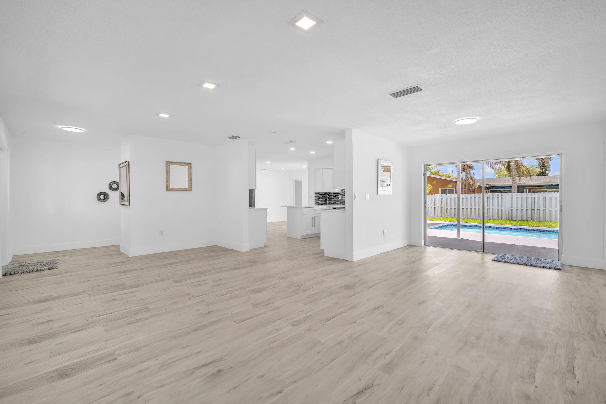 SUNRISE GOLF VILLAGE SEC 21 - Residential