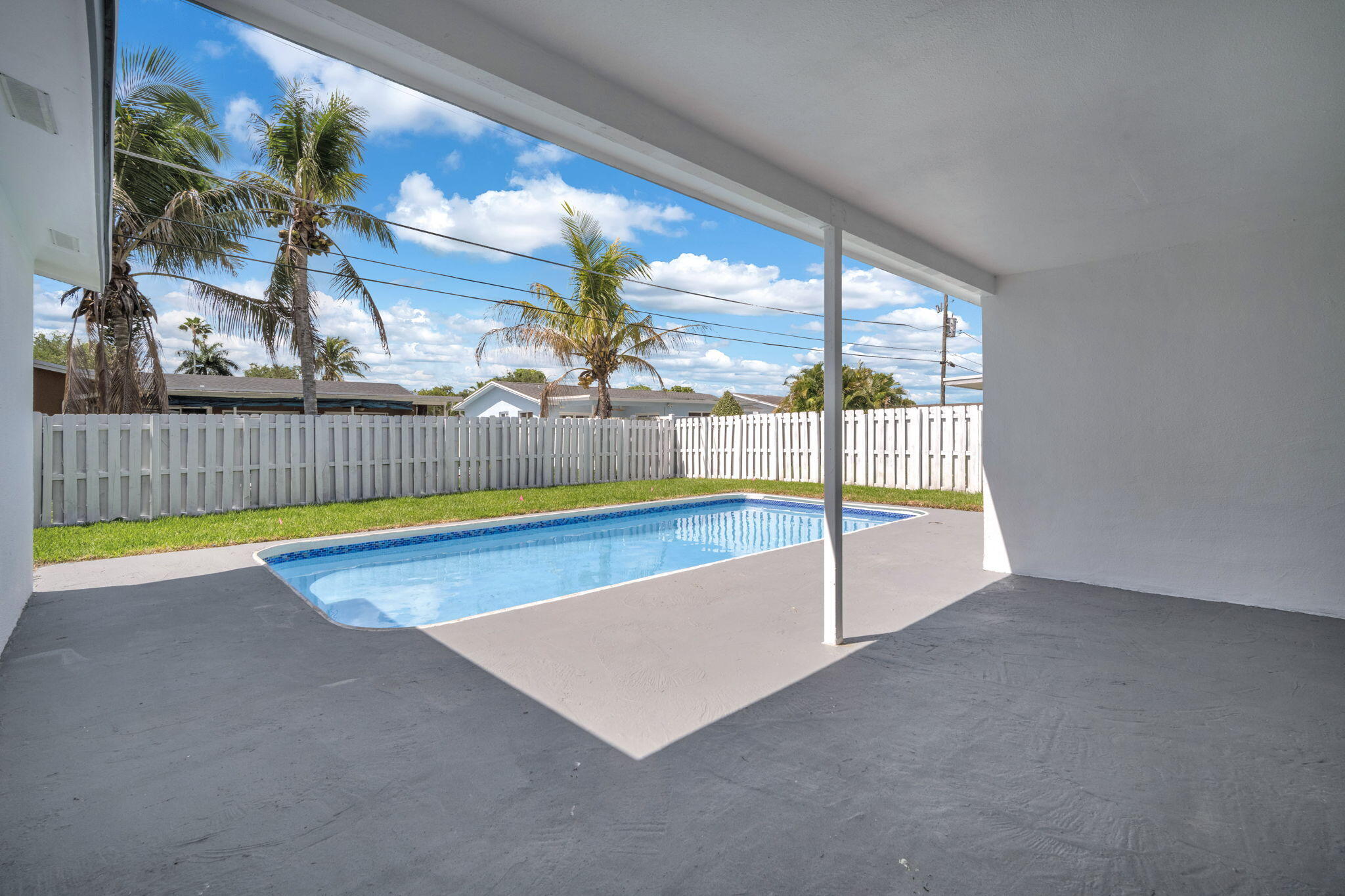 SUNRISE GOLF VILLAGE SEC 21 - Residential