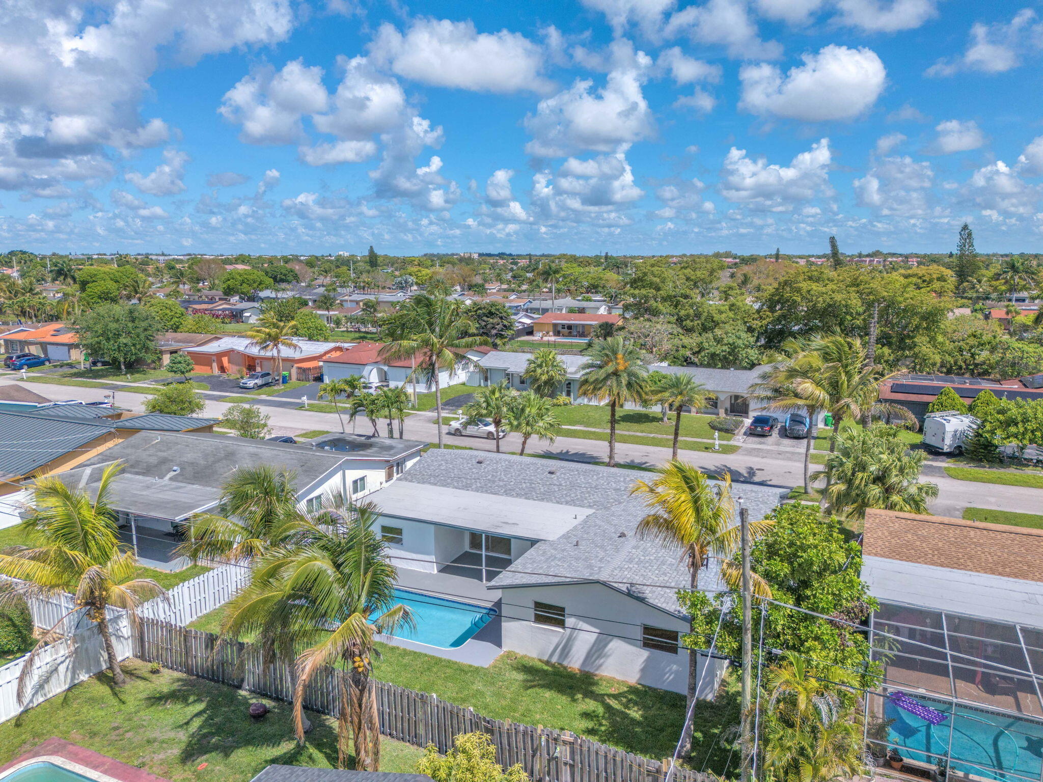 SUNRISE GOLF VILLAGE SEC 21 - Residential