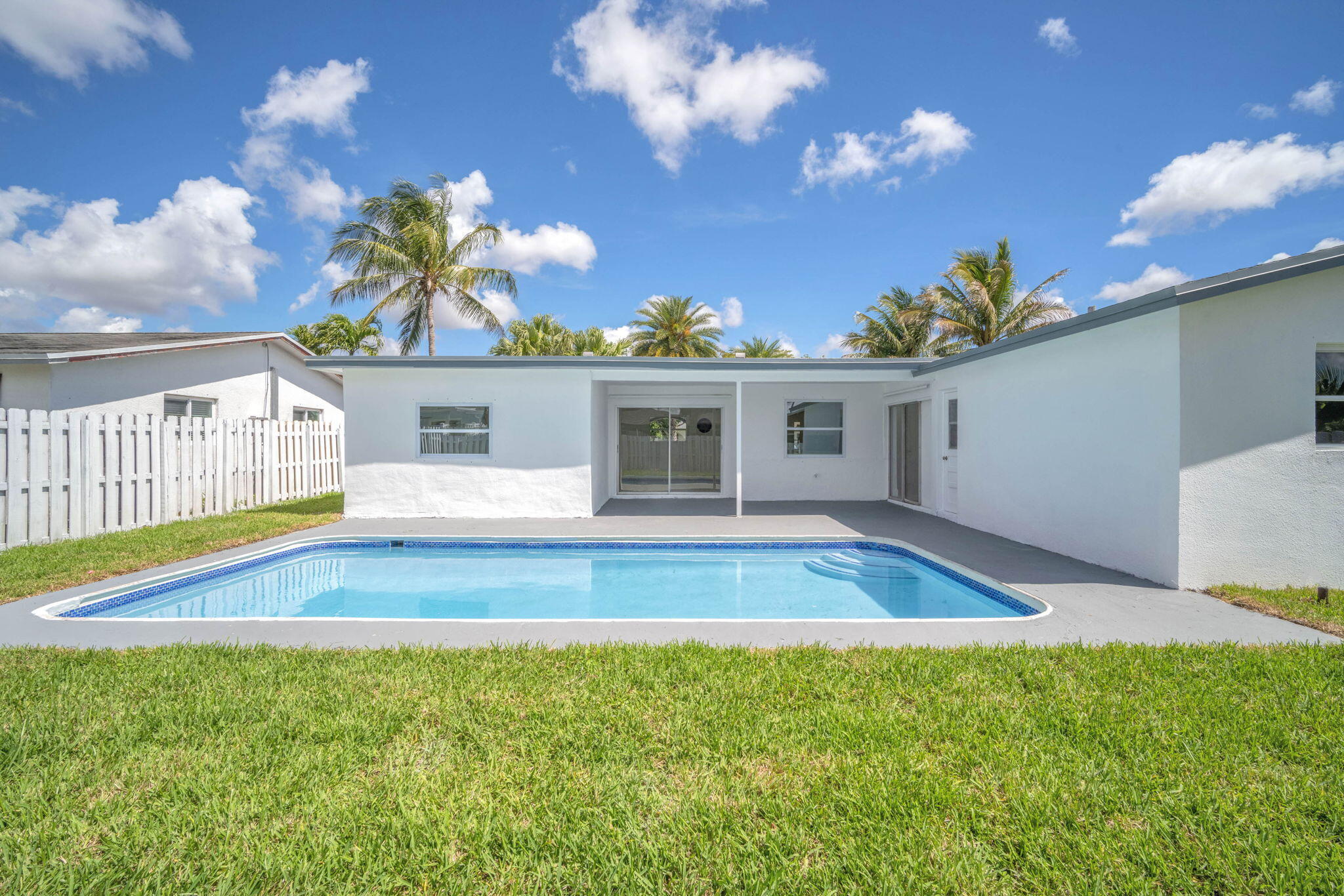 SUNRISE GOLF VILLAGE SEC 21 - Residential