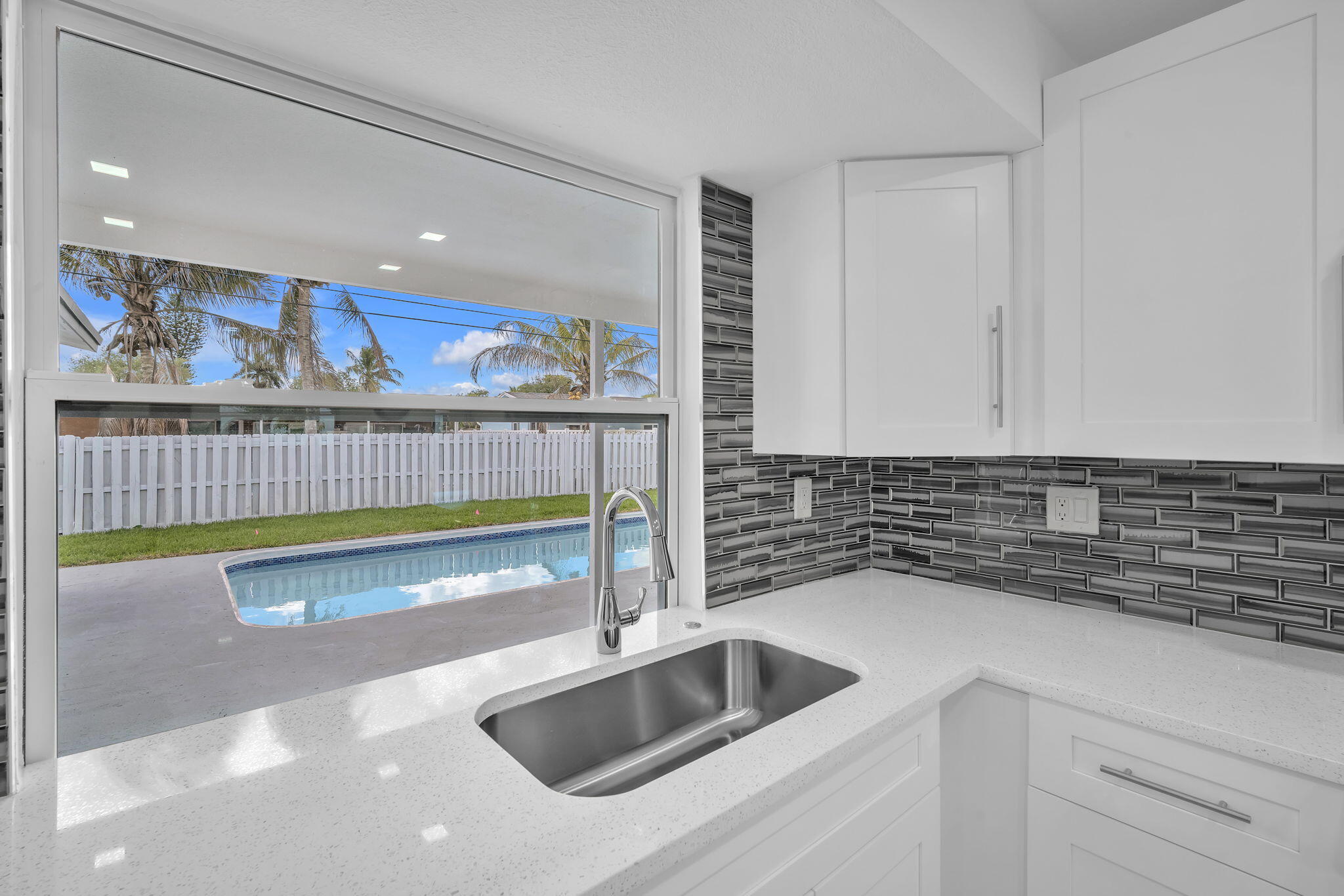 SUNRISE GOLF VILLAGE SEC 21 - Residential