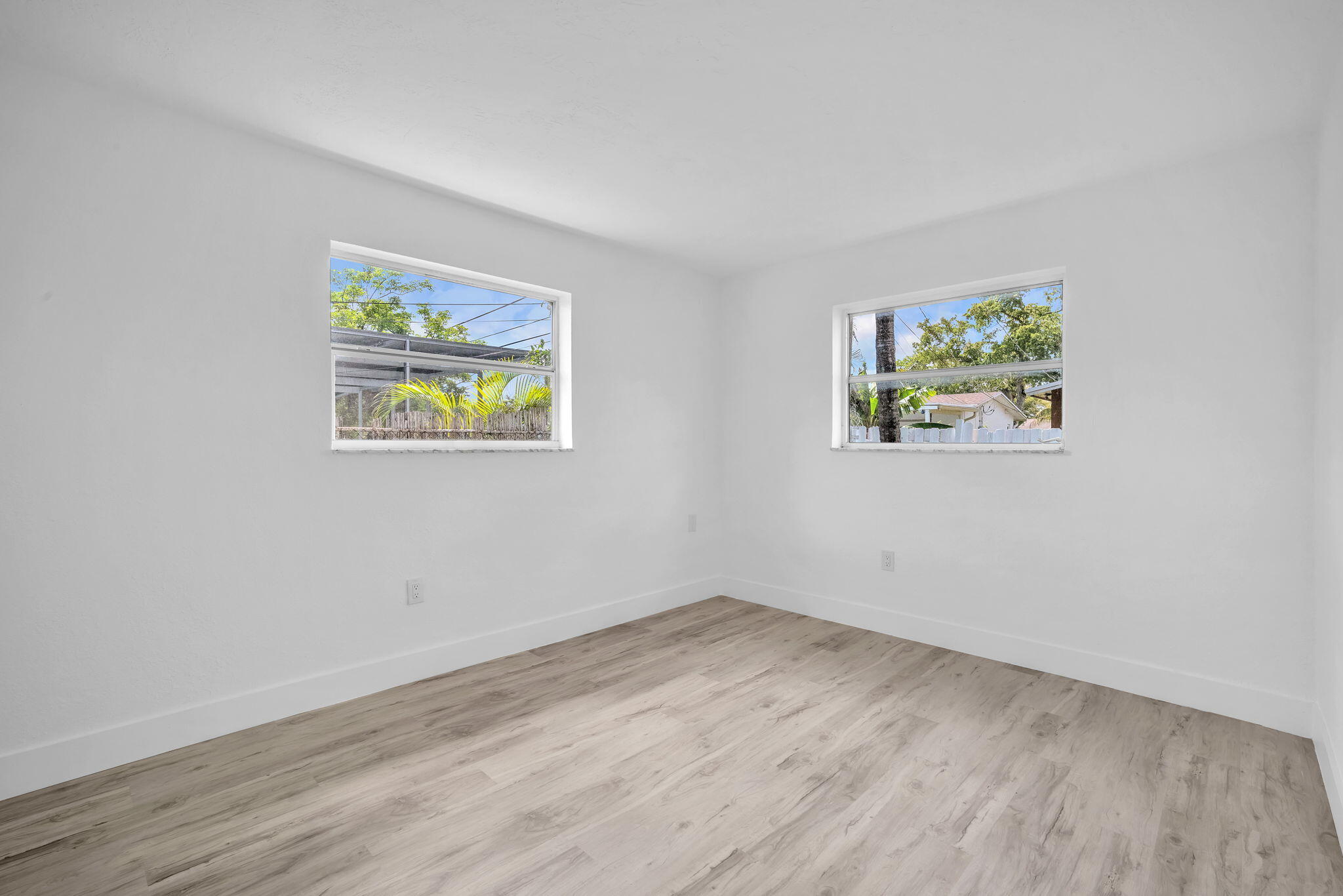 SUNRISE GOLF VILLAGE SEC 21 - Residential