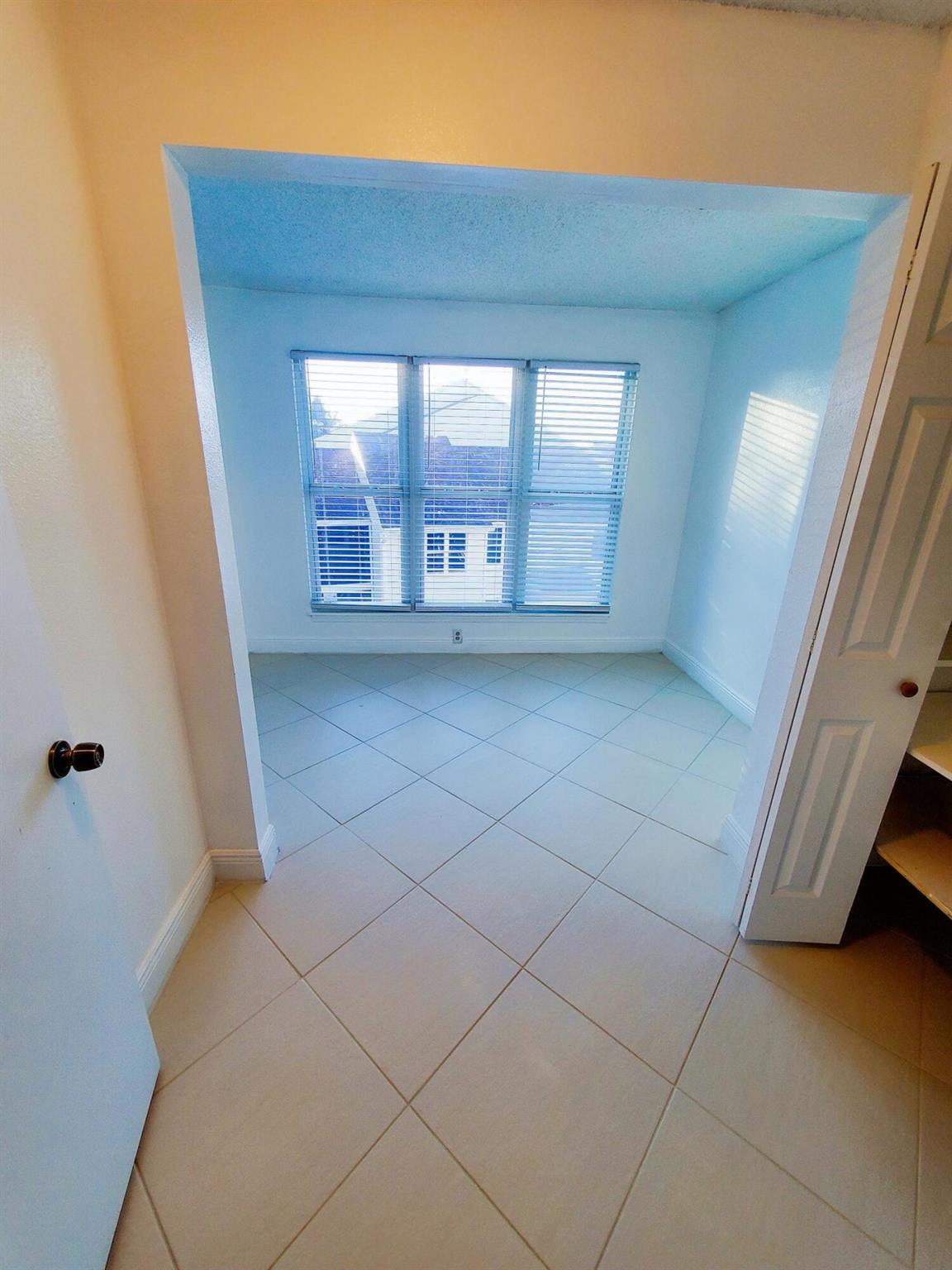 BOYNTON LANDINGS - Residential Lease