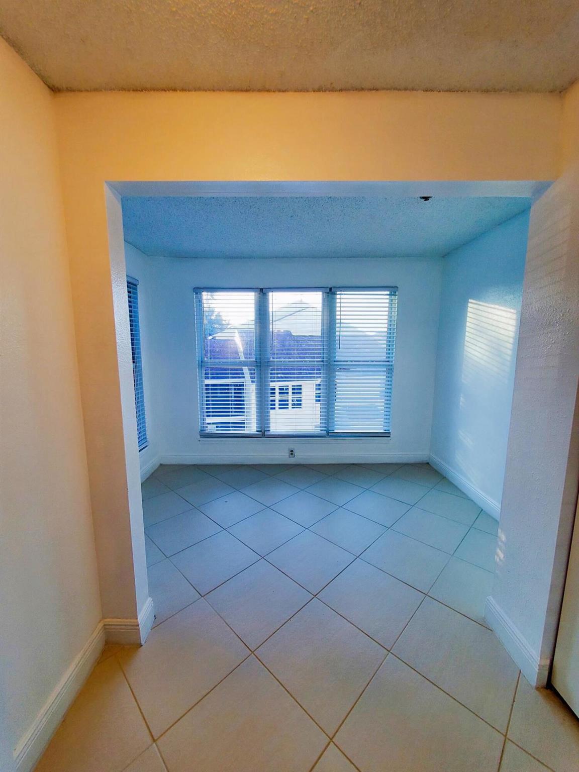 BOYNTON LANDINGS - Residential Lease