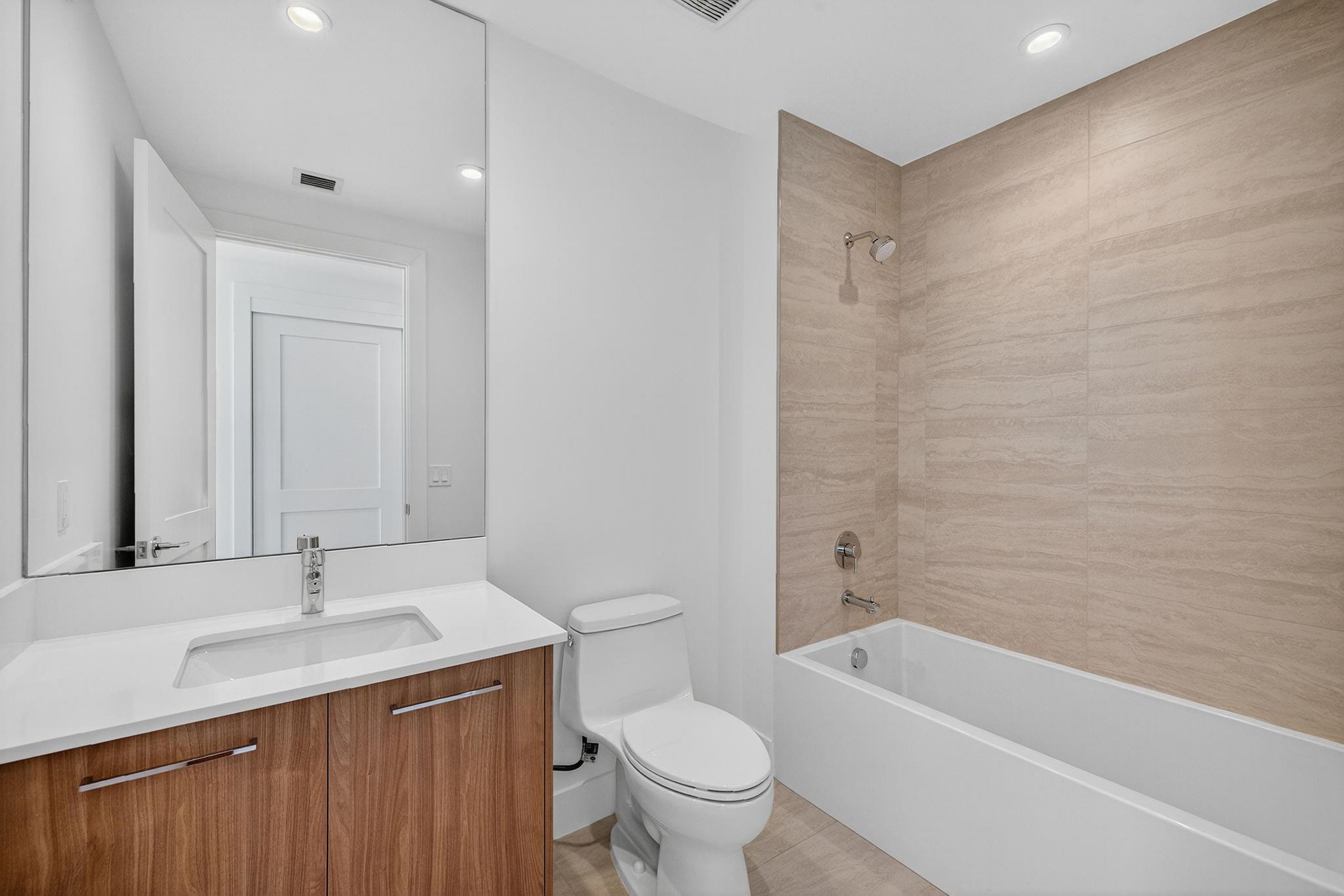 SELENE OCEANFRONT RESIDEN - Residential Lease