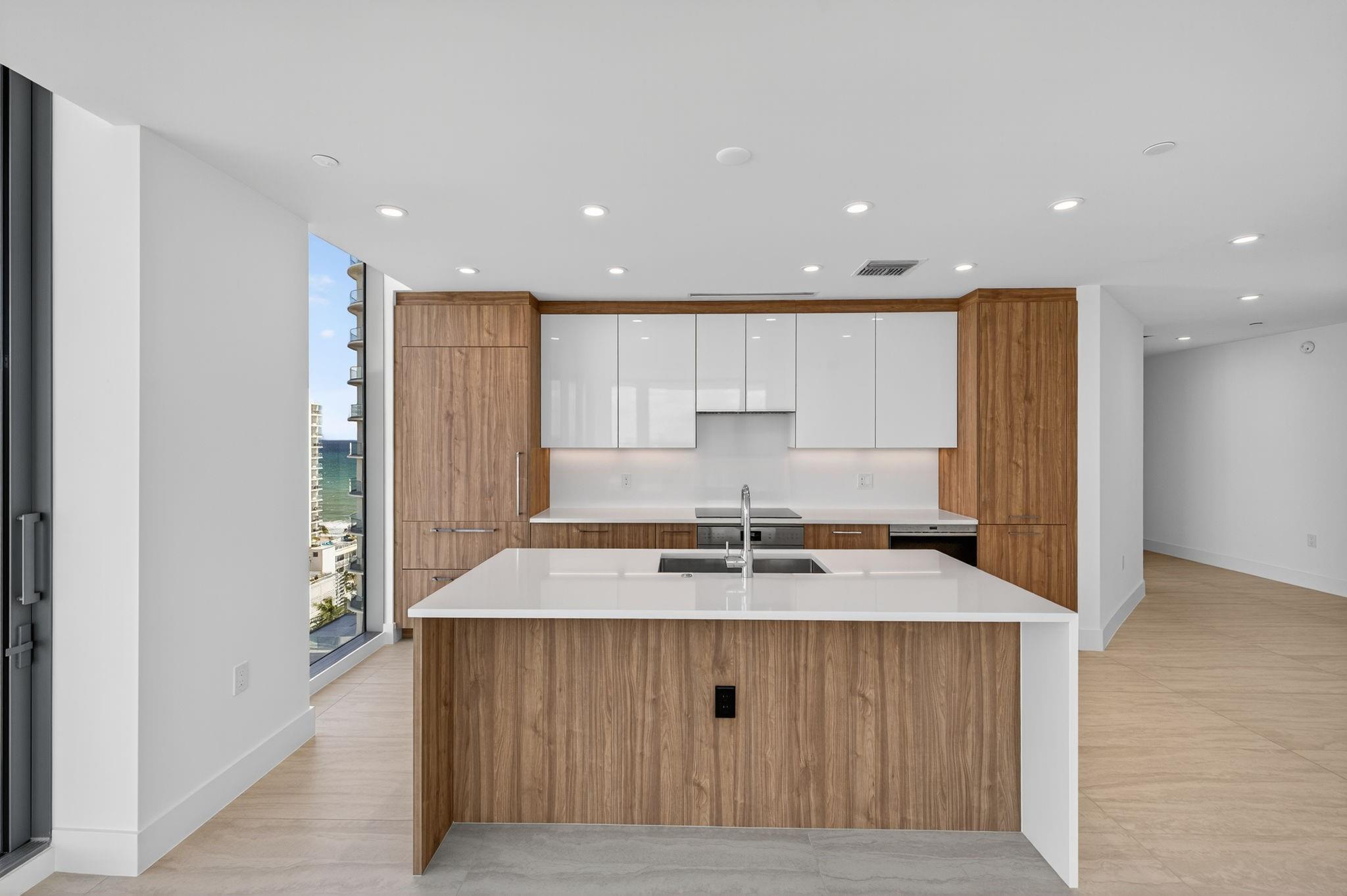 SELENE OCEANFRONT RESIDEN - Residential Lease