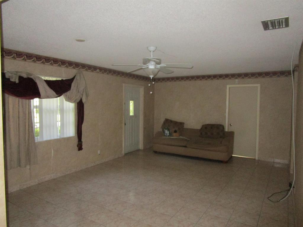 MANGO HEIGHTS FIRST ADD - Residential