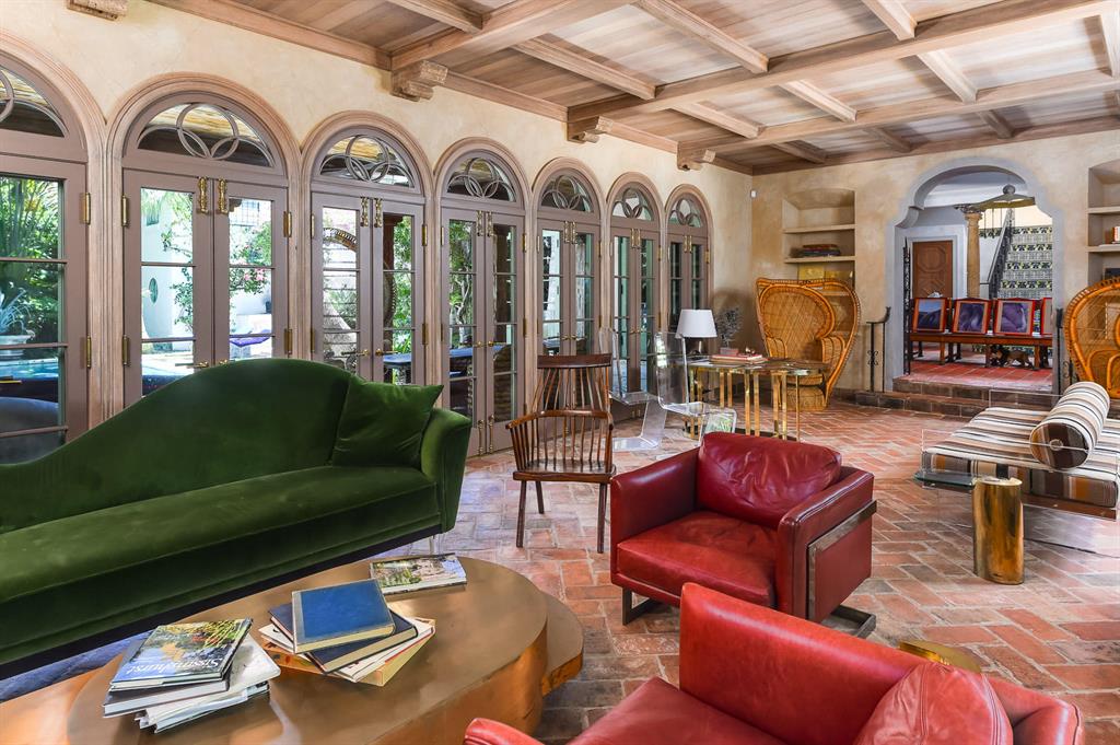 ROYAL PARK - Residential