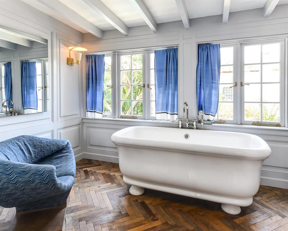 ROYAL PARK - Residential