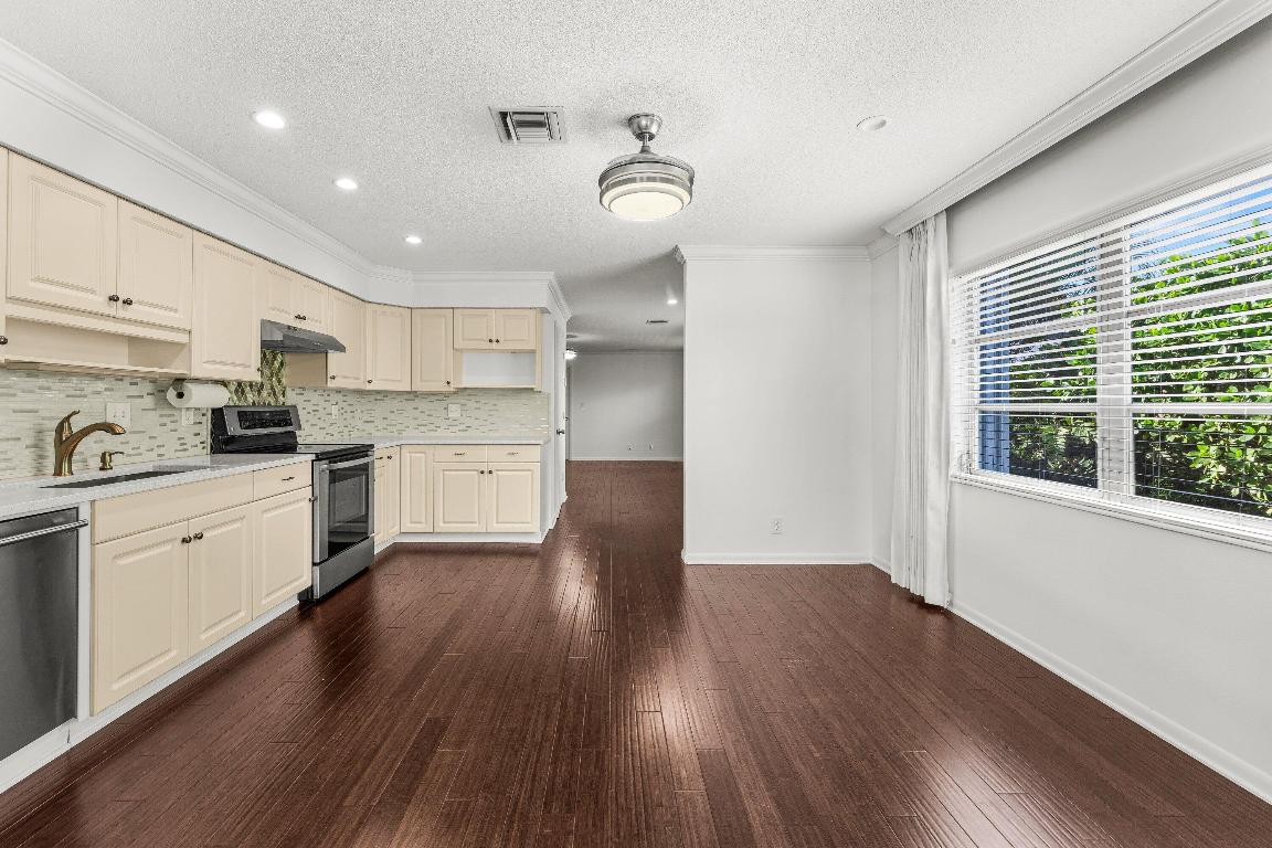 BELAIR WPB - SOSO - Residential