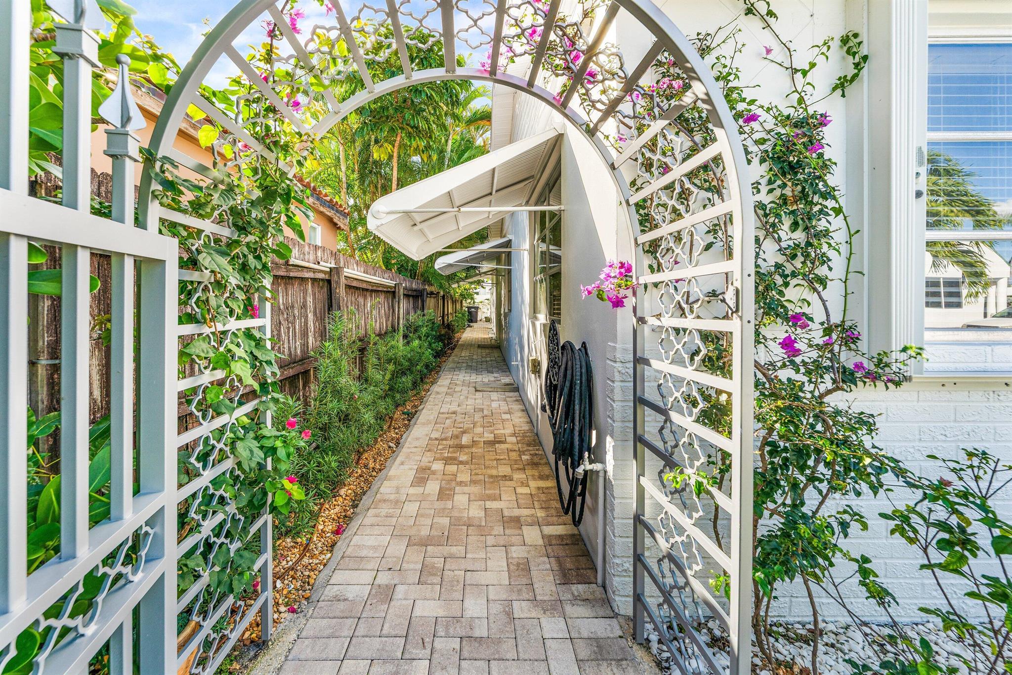 BELAIR WPB - SOSO - Residential