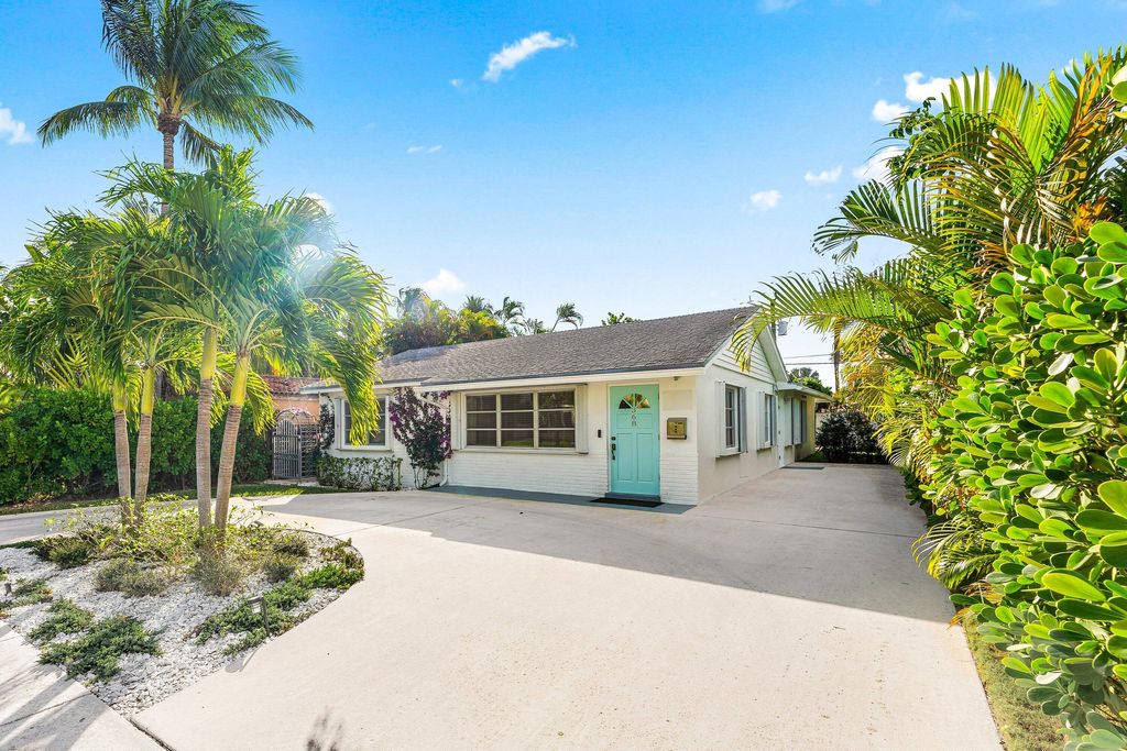 Photo of 368 Plymouth Road, West Palm Beach, FL 33405 (MLS # R11149451)