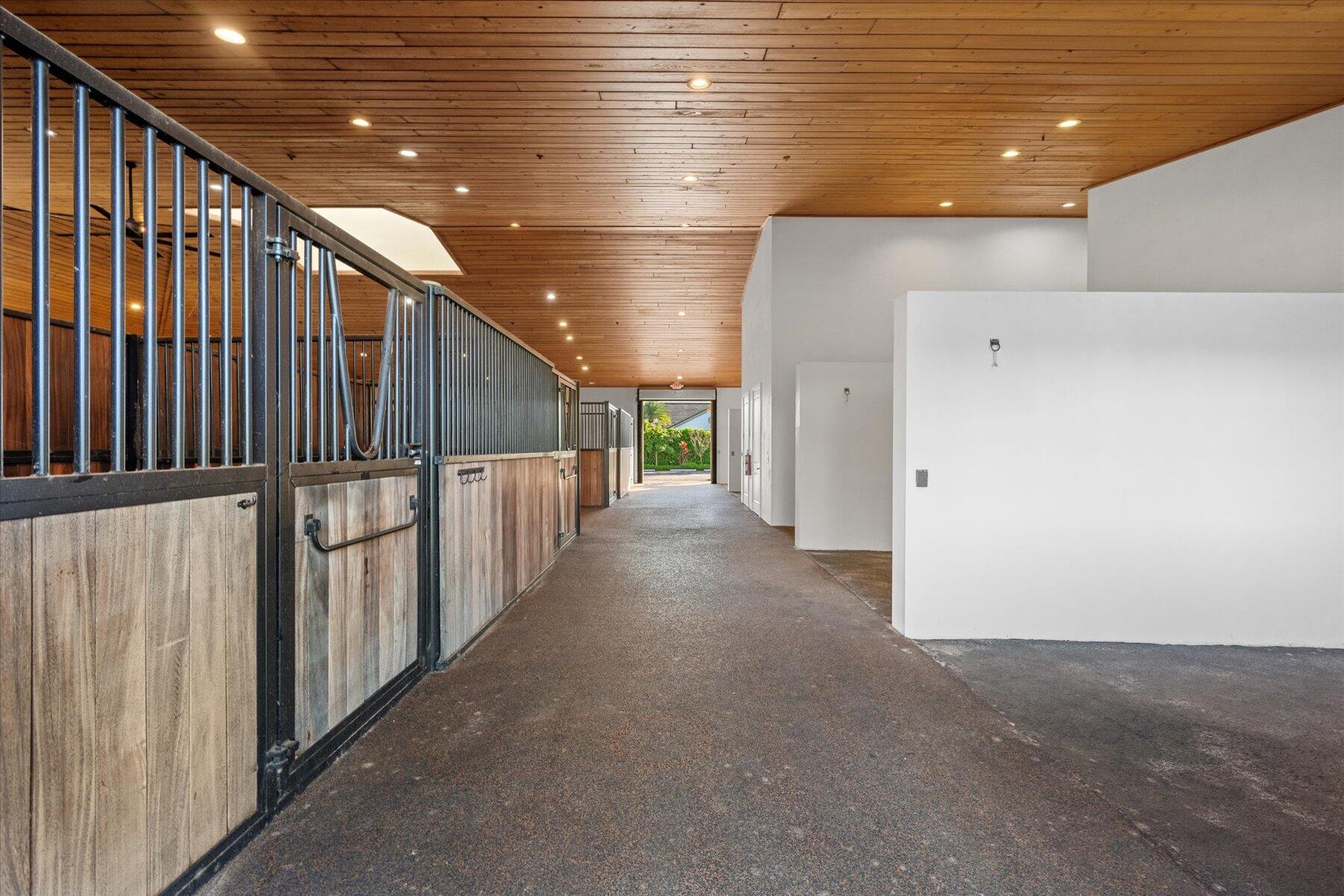 GRAND PRIX VILLAGE SOUTH - Residential