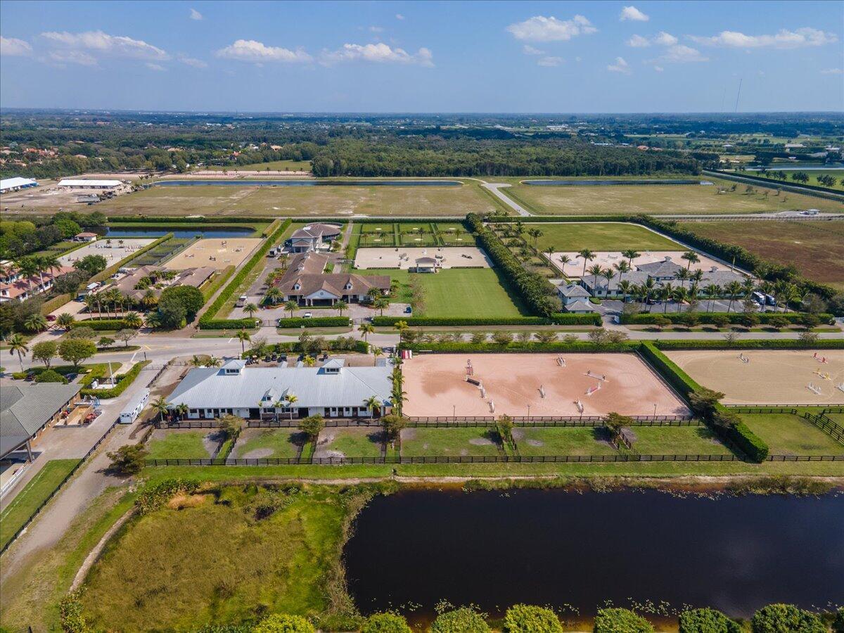 GRAND PRIX VILLAGE SOUTH - Residential