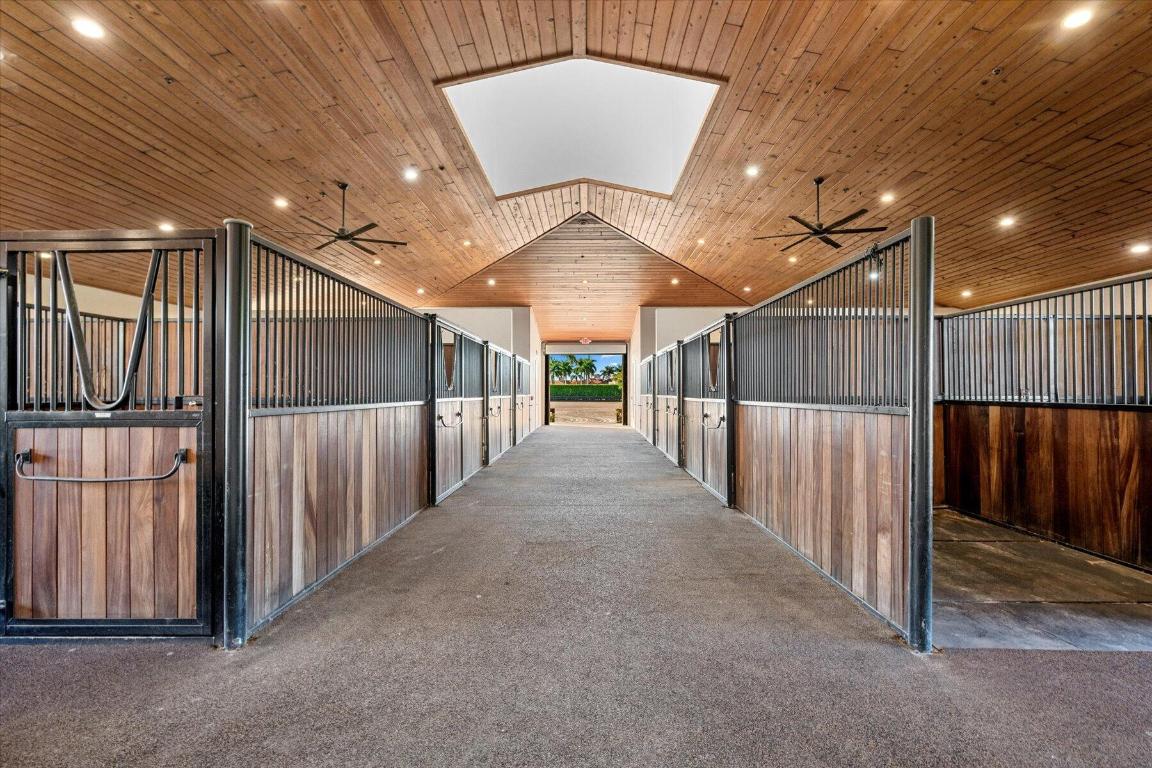 GRAND PRIX VILLAGE SOUTH - Residential