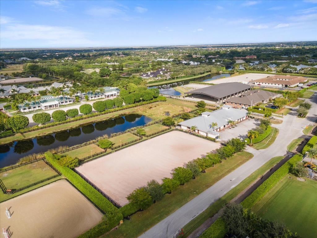 GRAND PRIX VILLAGE SOUTH - Residential