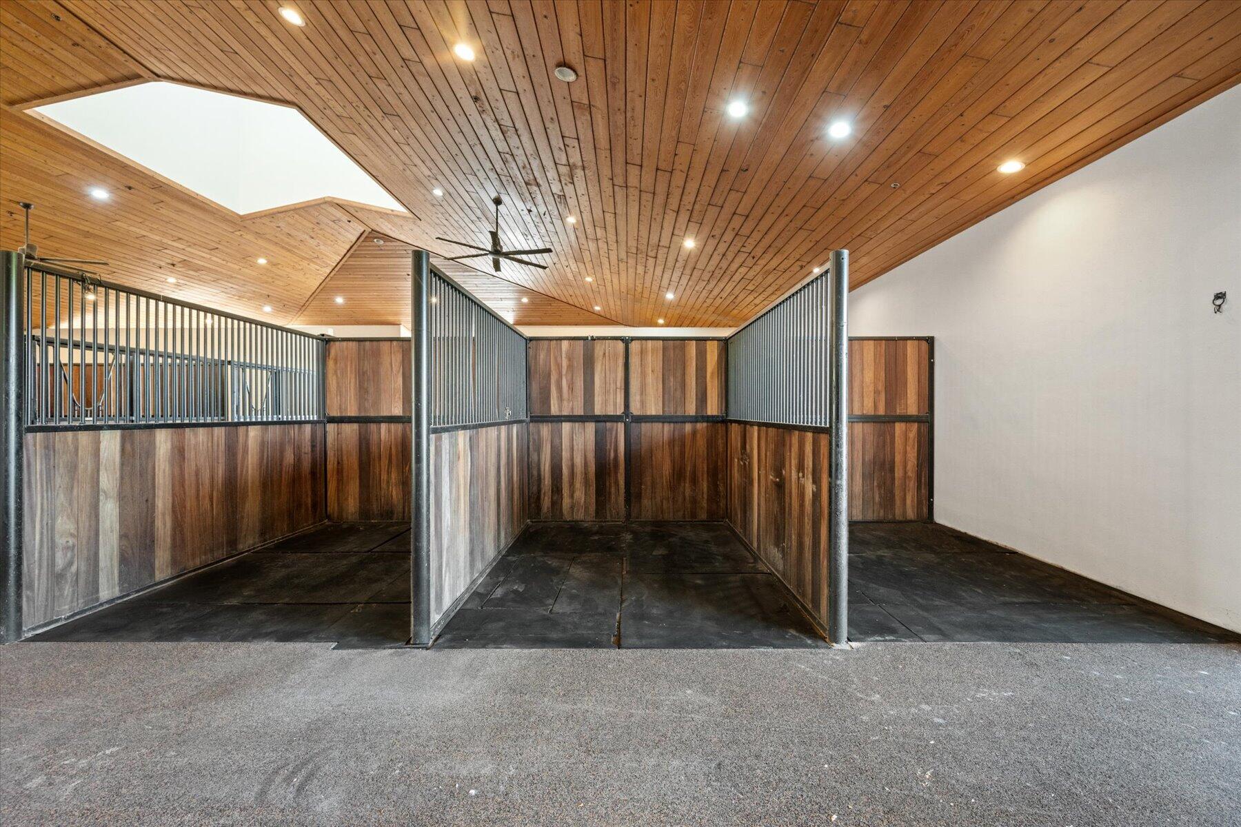 GRAND PRIX VILLAGE SOUTH - Residential