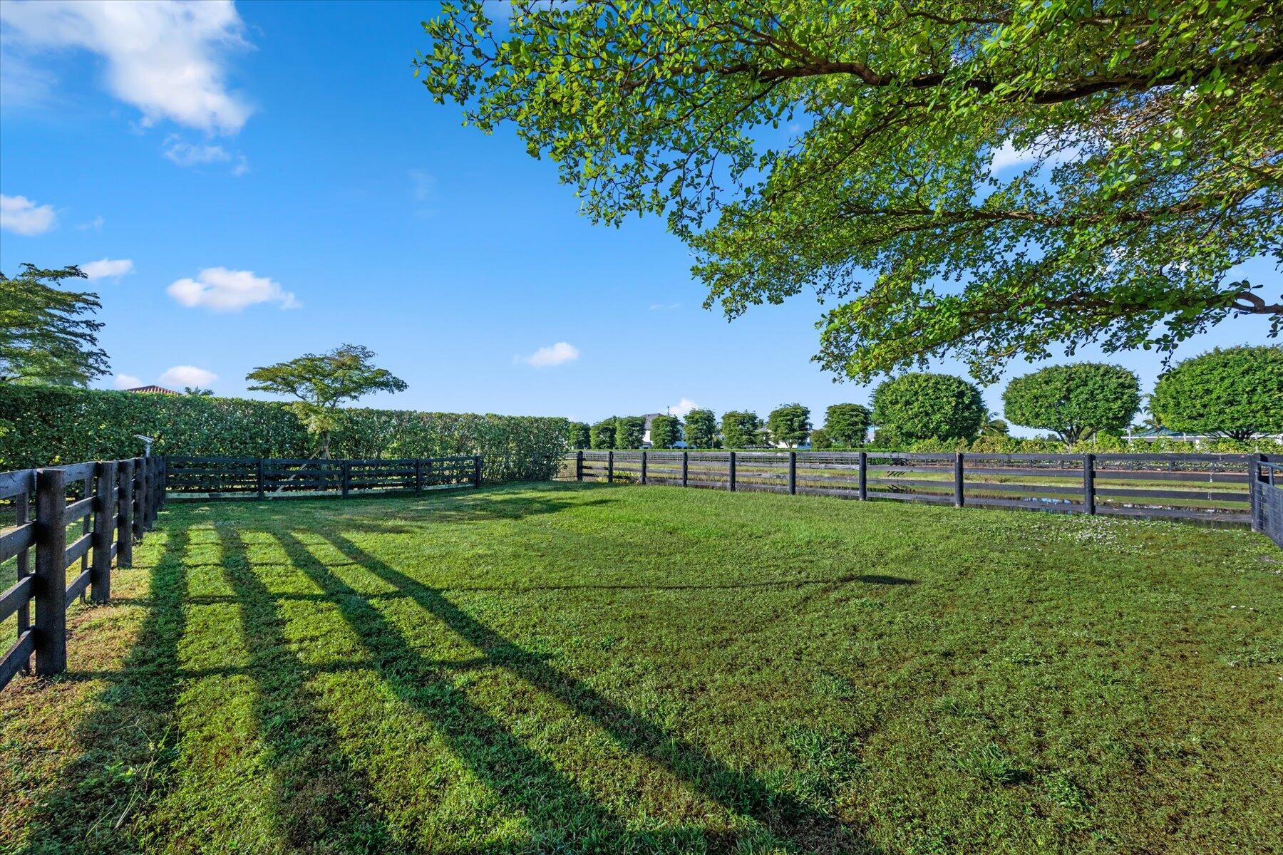 GRAND PRIX VILLAGE SOUTH - Residential