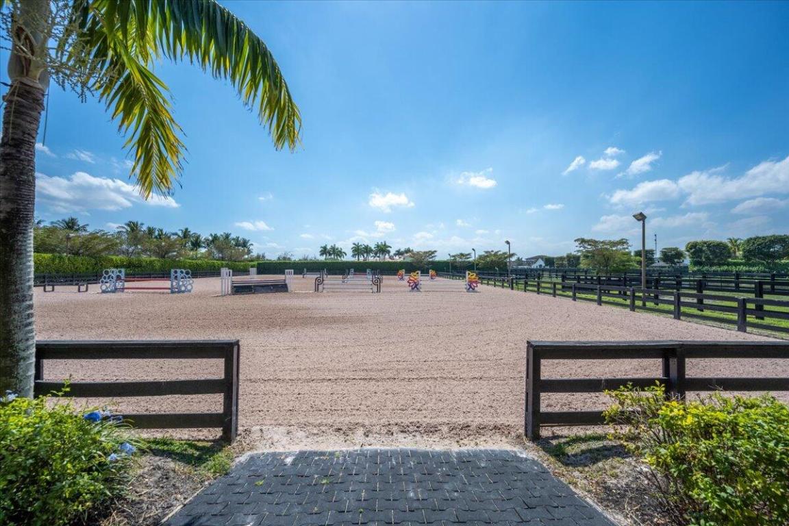 GRAND PRIX VILLAGE SOUTH - Residential