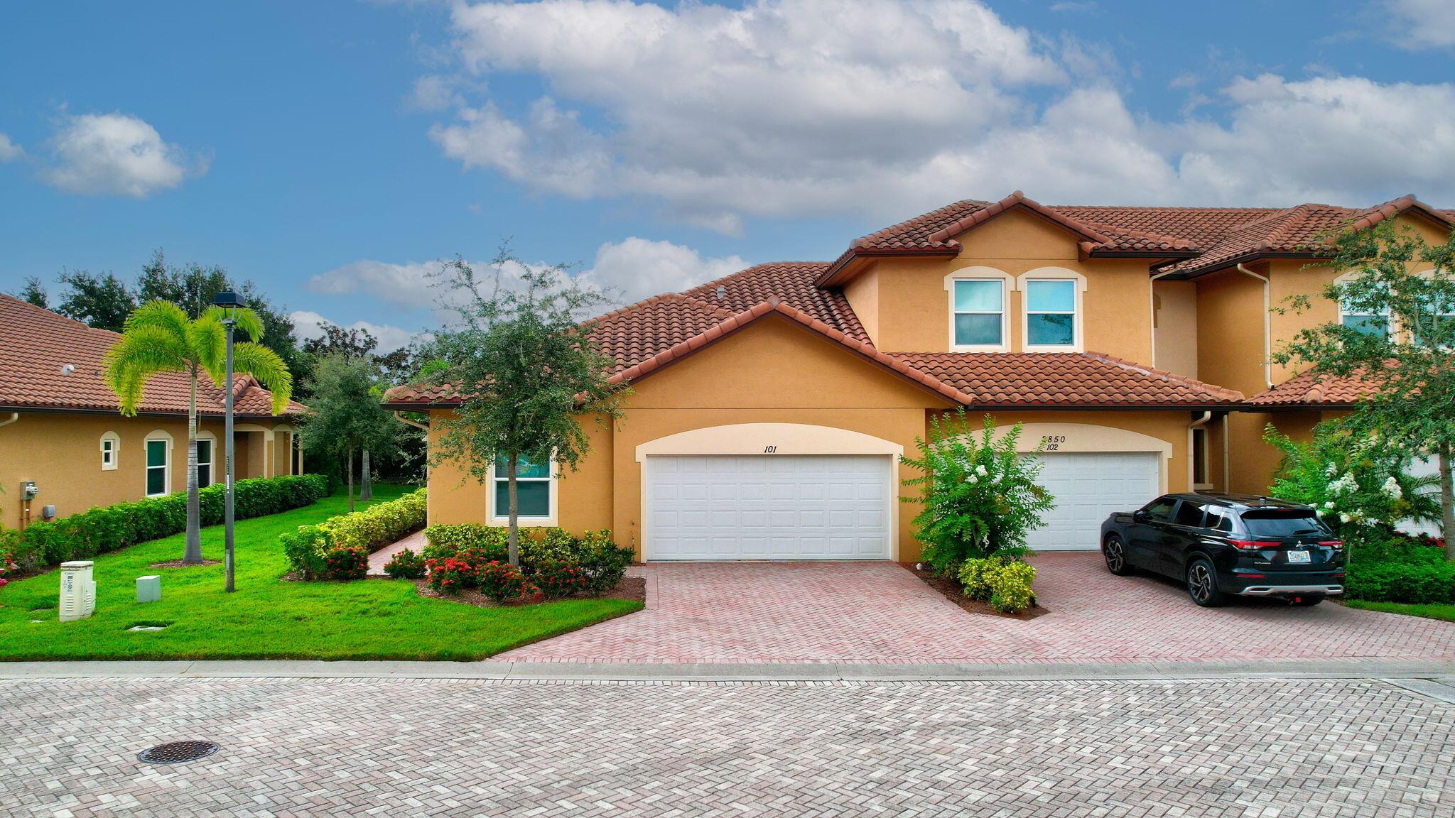 Like new barely lived in and partially furnished. Corner unit right across from pool. Great split floor plan, full 2 car garage it's in asecure quiet community near the mall and 95.