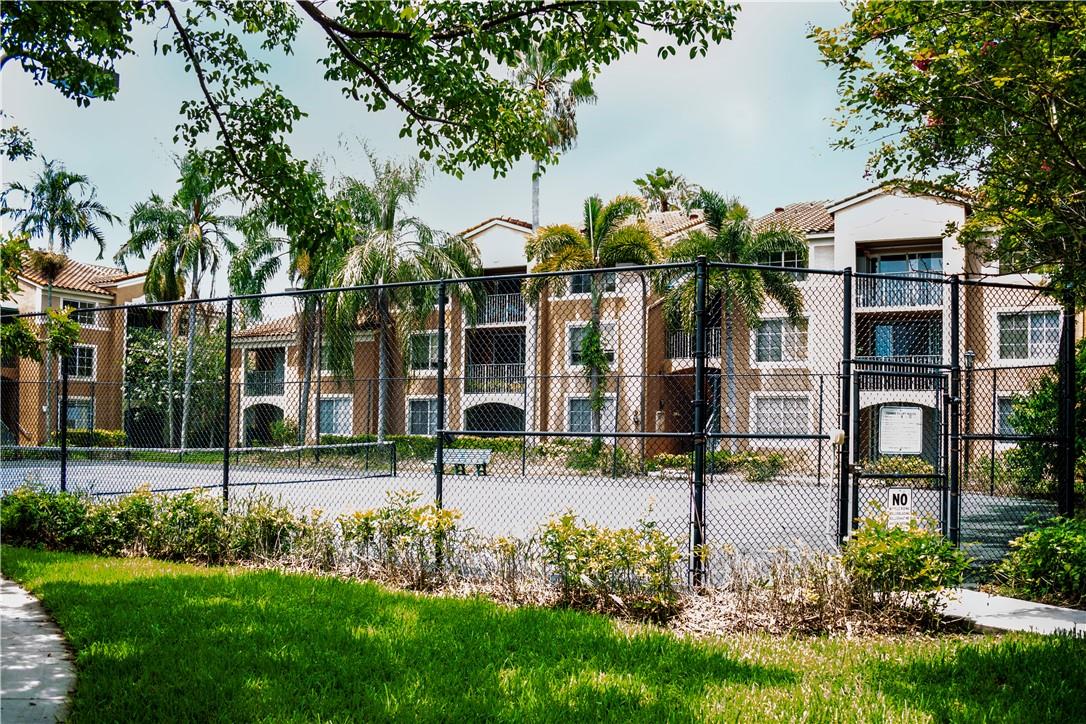 Carrington At Coconut Cre - Residential Lease