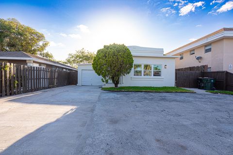 A home in Lake Worth Beach