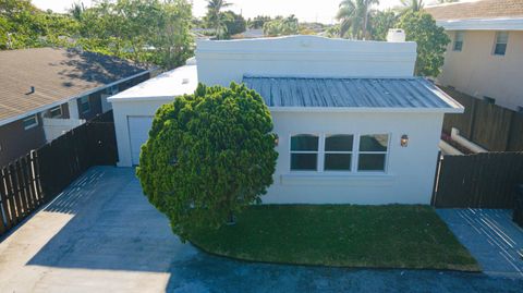 A home in Lake Worth Beach