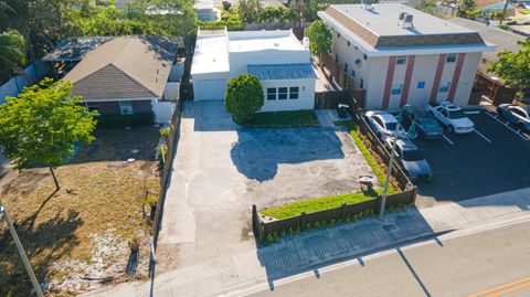 A home in Lake Worth Beach