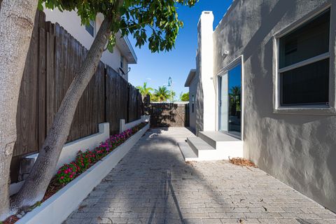 A home in Lake Worth Beach