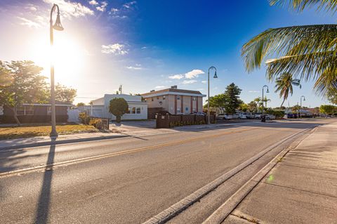 A home in Lake Worth Beach