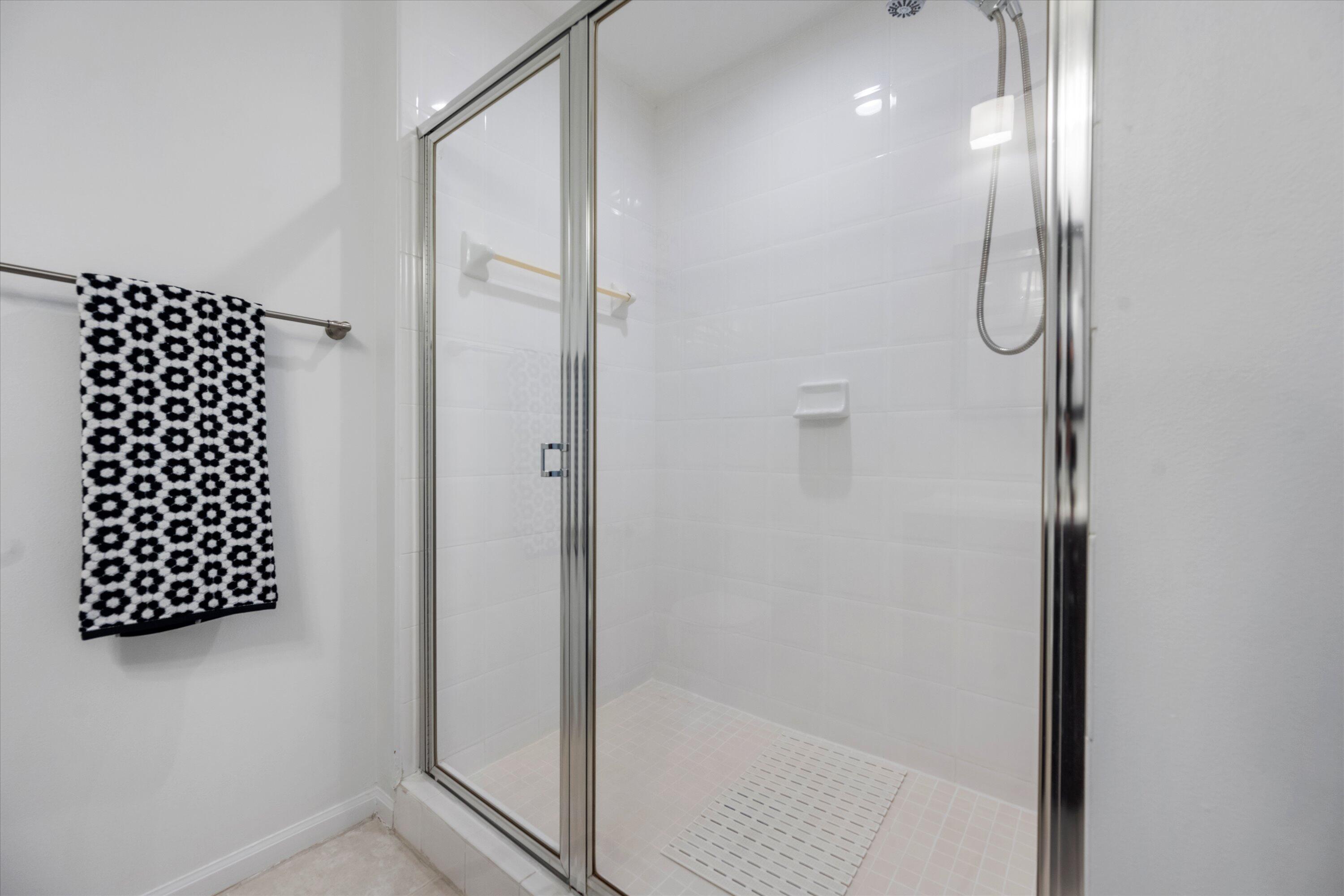 ST ANDREWS AT POLO CLUB CONDO - Residential Lease