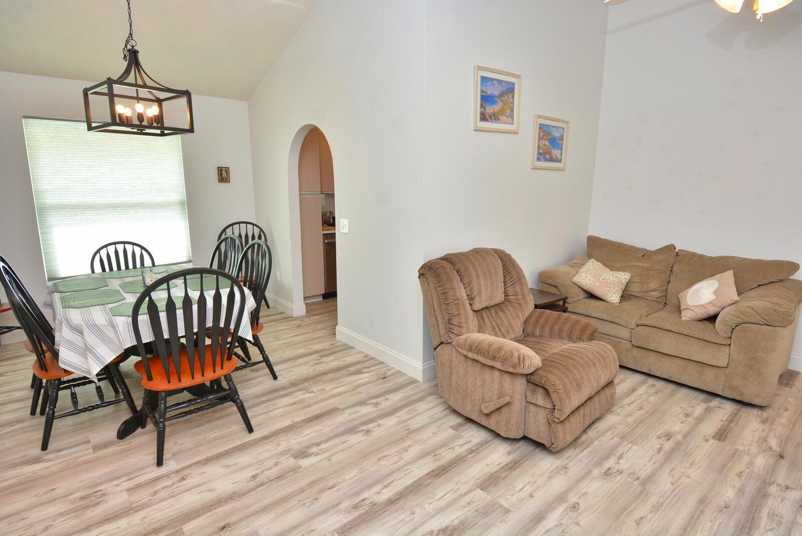 PORT ST LUCIE SECTION 13 - Residential