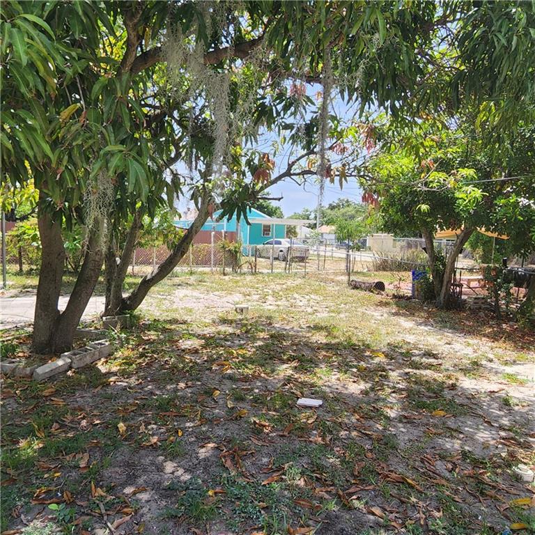 Lake Worth Town - Residential