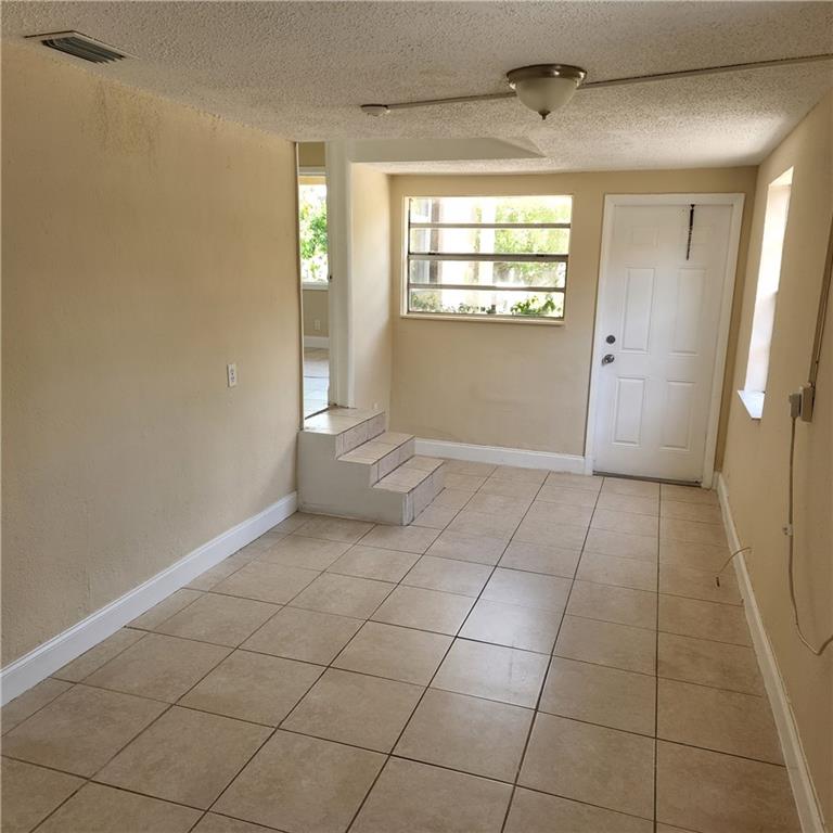 Lake Worth Town - Residential