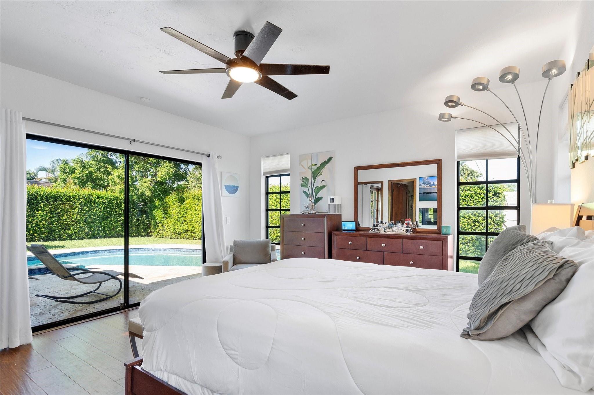 Hollywood Hills 6-22 B - Residential Lease